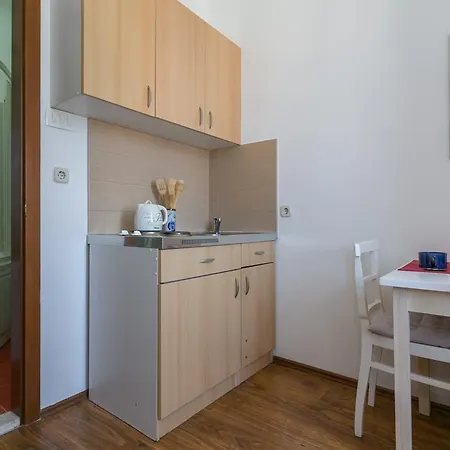 Miljas 2 Apartmán *